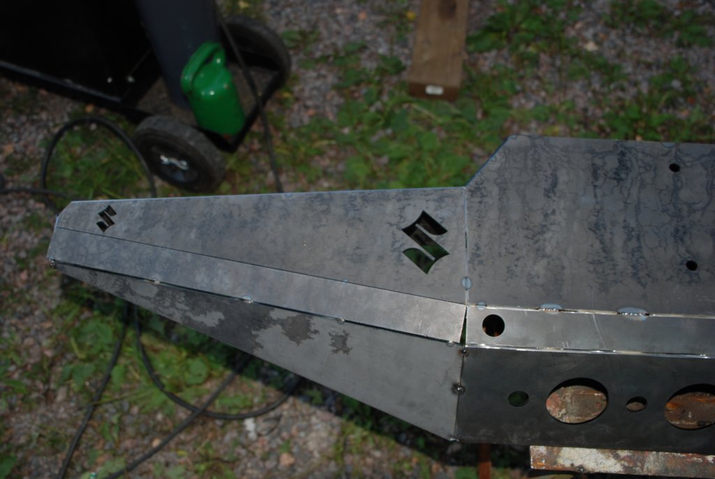 bumper20004.jpg