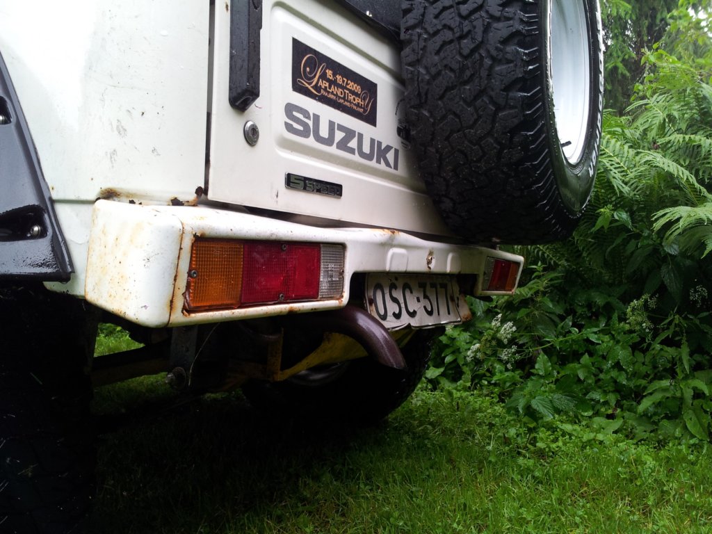 rearbumperandlights02.jpg