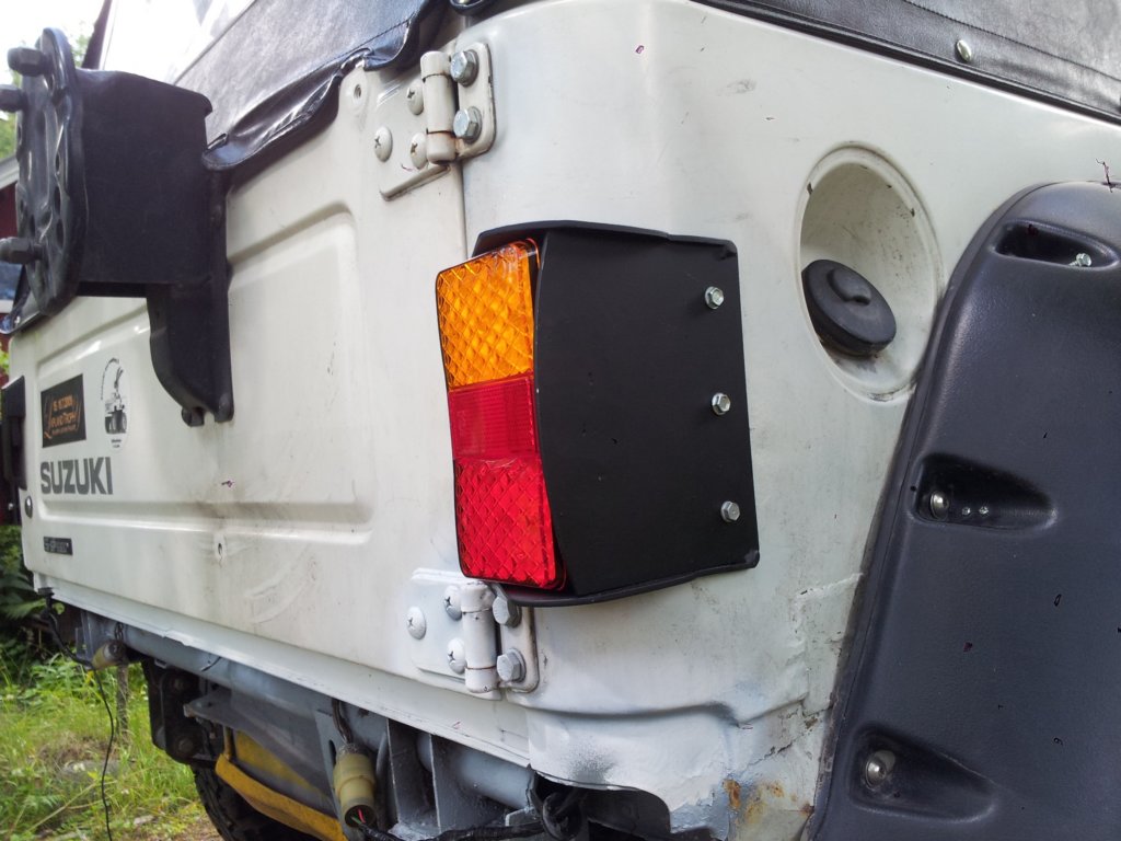 rearbumperandlights12.jpg