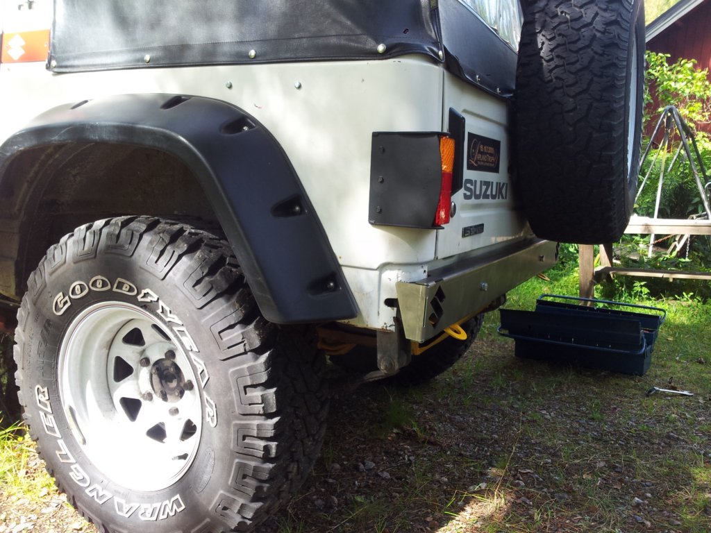 rearbumperandlights17.jpg